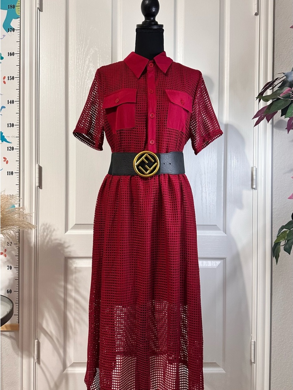Red Short-Sleeve Mesh Shirt Dress Size:M Botton front and back zip closure.